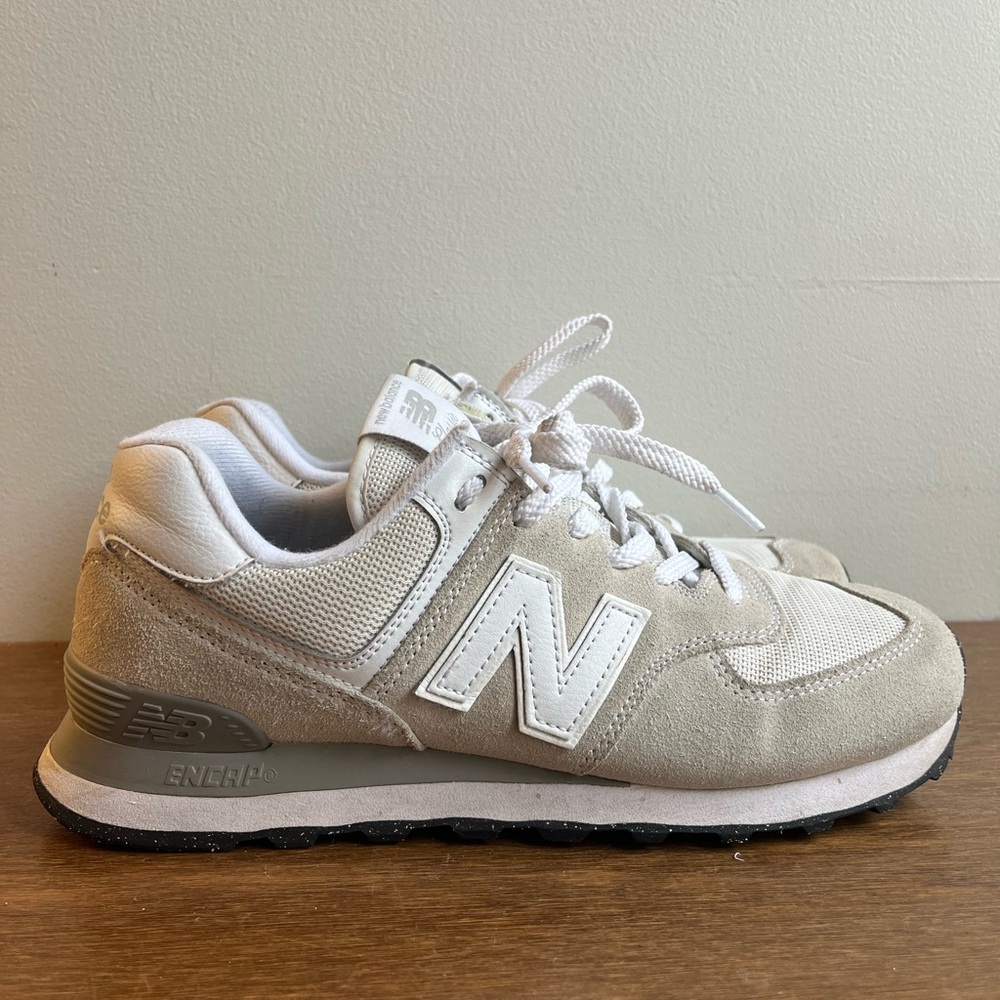 New Balance 574 Women’s Sneakers